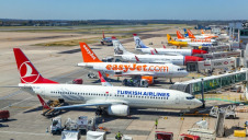 EasyJet, which has secured a £600m emergency loan from the UK government, emitted 4.1% more CO2 in 2019 than in 2018